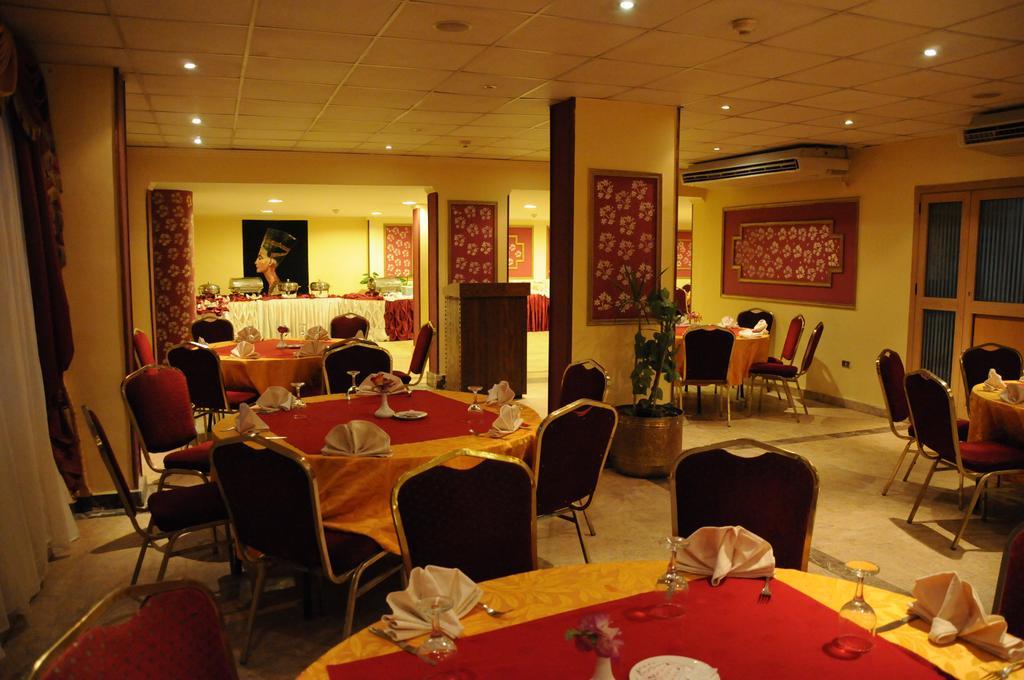 Tiba Pyramids Hotel Giza Exterior foto
